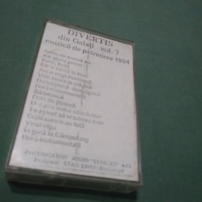 CASETA AUDIO DE PETRECERE FORMATIA DIVERTIS DIN GALATI MUZICA DE PETRECERE 1994 VOL 7 CEVA RAR !!!! DE TARABA