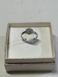 INEL AUR alb 14K + 19 Cristale Zirconia - Model Floare - Vintage - 2.3g. - 485 lei/gr. !