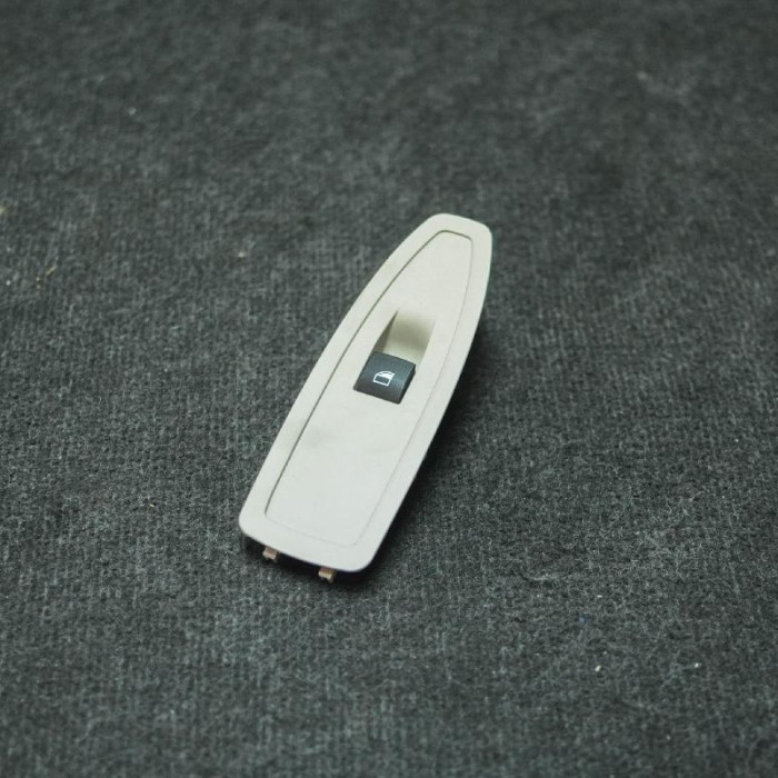 Buton geam ușă dreapta față BMW 3 Touring F31 2015 OEM: 9208107 2259265
