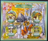 Ciuperci - Madagascar 2022 - Coliță Bloc Set Complet 4 Timbre Rotunde Les Champignons (Ștampilată / CTO) CP1_II