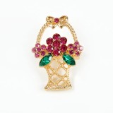 Brosa martisor cos cu flori roz