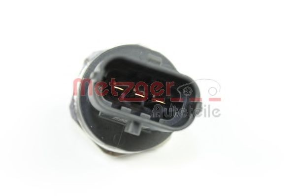 Senzor, presiune combustibil FORD C-MAX II (DXA) (2010 - 2016) METZGER 0906177