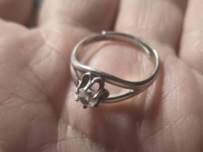 Inel vintage argint cu safir alb