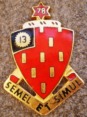 II.108 INSIGNA MILITARA ARTILERIE PIN US U.S. Army 78th Field Artillery Regiment foto