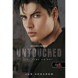 Untouched &ndash; &Eacute;rint&eacute;s n&eacute;lk&uuml;l - Jus Accardo