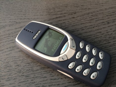 TELEFON DE COLECTIE NOKIA 3310 DIN ANUL 2000 FUNCTIONAL.CITITI VA ROG ANUNTUL! foto