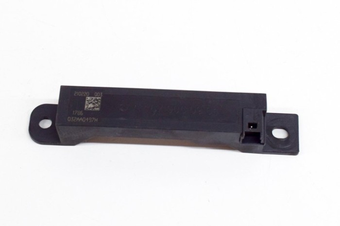 Antena Keyless Entry MERCEDES-BENZ EQAH243 2021 OEM: A1679050901 20785864