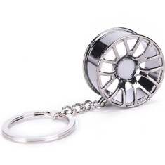 Breloc metalic, model janta auto cromata, 9 x 3.5 cm, Argintiu