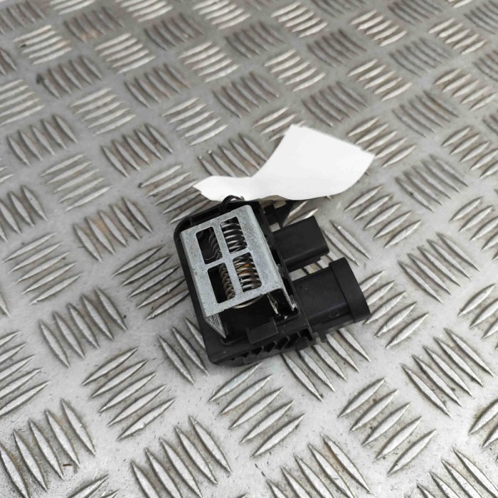 Releu ventilator de răcire CITRO&Euml;N JUMPY III Van 2024 OEM: 9847019780 | 31883244