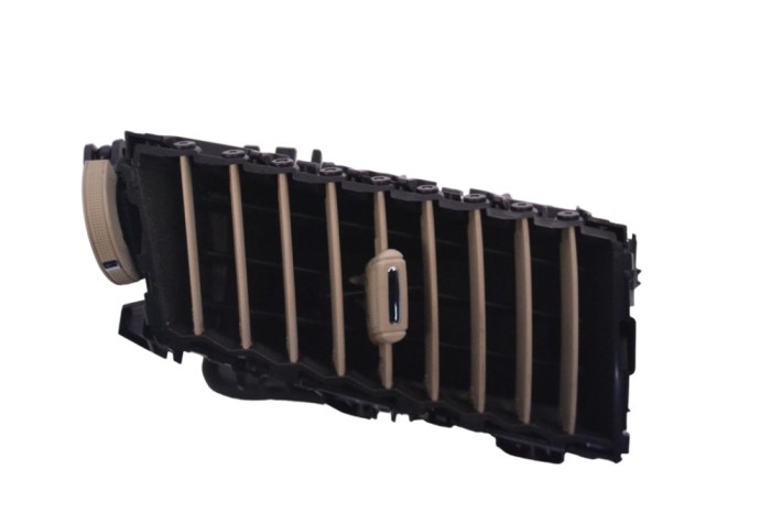 Gura de ventilație planșa de bord INFINITI FX 2013 OEM: 68750-1CA1A,68750-1CA1E 17780523