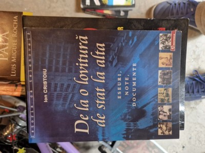 De la o lovitură de stat la alta vintage foto