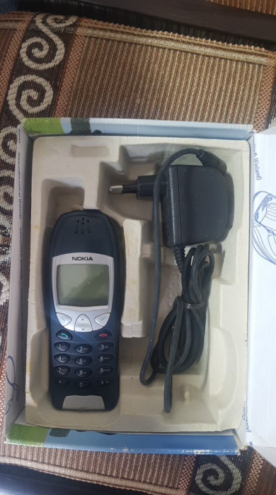 Vand nokia 6210 in cutie ca Nou !!