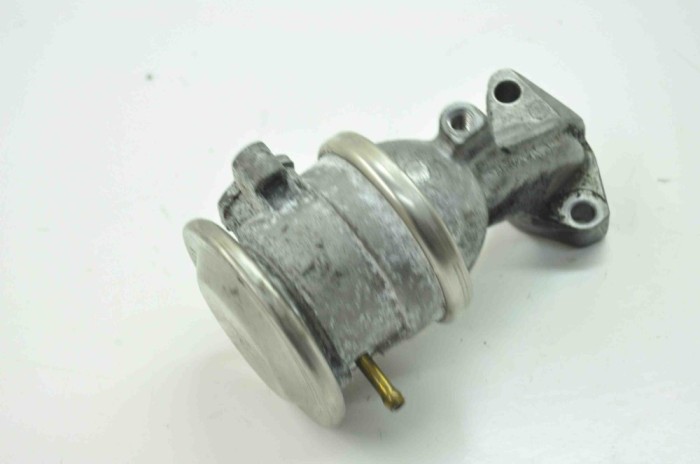Supapa EGR AUDI A5 8T3 2011 OEM: 06E131101E