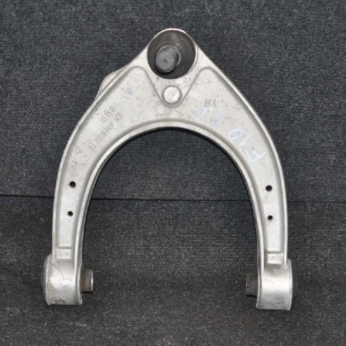 Braț superior dreapta față BMW 5 F10 2012 OEM: 6082T66775967 2021719