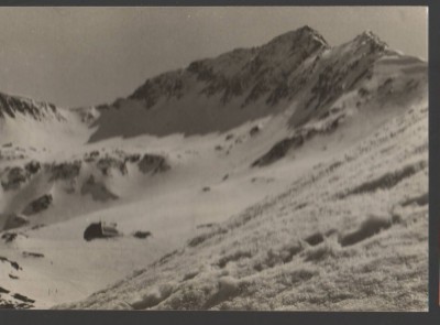 CPI B 11922 CARTE POSTALA - MUNTII FAGARASULUI. CABANA PODRAGUL, RPR foto