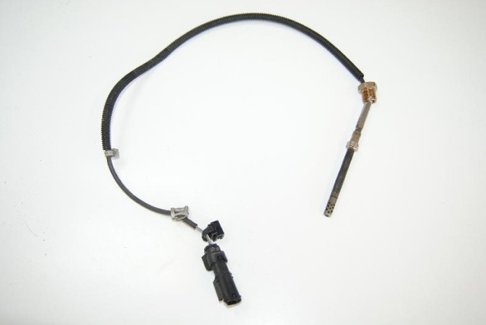 Senzor de temperatură MERCEDES-BENZ E W212 2015 OEM: A0071539528,A0225451926 2029699