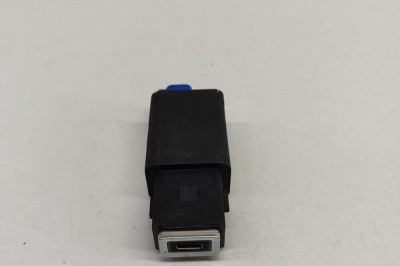 USB CITRO&amp;Euml;N C4 X BD_, BE_, BF_ 2024 OEM: 98483947VV,9848394880 27530998 foto