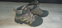 Ghete drumetie vibram everest nr.35 In stare excelenta, poze reale.