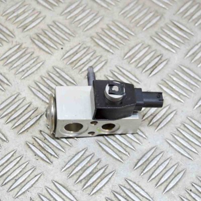 Supapa de expansiune aer condiționat TESLA MODEL 3 2019 OEM: 1101878-00-A 16713328 foto