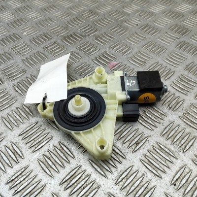 Motor macara geam ușă dreapta spate VW PASSAT Variant B8 3G5 2016 OEM: 5Q4959801D 32751702 foto
