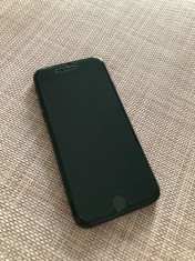 IPhone 7 Jet black 128GB foto