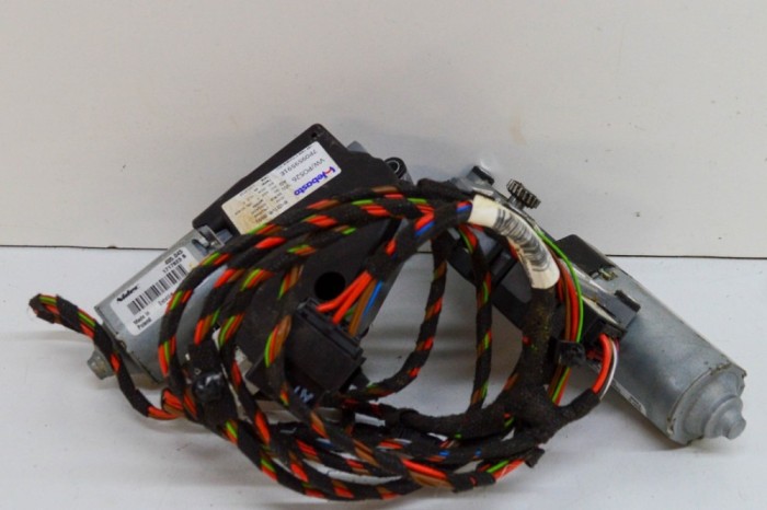 Motor trapa PORSCHE CAYENNE 92A 2017 OEM: 7P0.971.648,7P0959591D,7P0971648,7P0.959.591.D 21445220