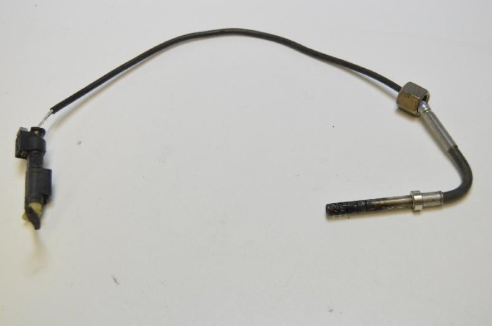 Senzor de temperatură MERCEDES-BENZ SPRINTER 3-t Furgon 906 2014 OEM: A0071537528 2207687