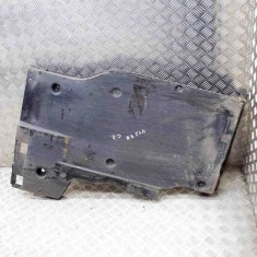 Scut motor dreapta spate AUDI A3 Sportback 8VA, 8VF 2016 OEM: 5Q0825506B