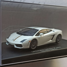 Macheta Lamborghini Gallardo LP 550-2 Valentino Balboni alb - AutoArt 1/43