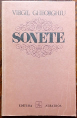 VIRGIL GHEORGHIU: SONETE, 1975 (TIRAJ 505 ex/DEDICATIE-AUTOGRAF PT VLAICU BARNA) foto