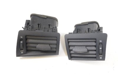 Gura de ventilație planșa de bord LEXUS LS _F4_ 2013 OEM: 555686-0210,555744-0210,555686-0160,555744-0160 | 2982098 foto