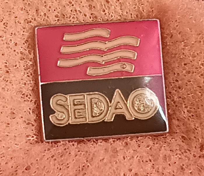 QW9 K 73 - Insigna - tematica reclama - SEDAO