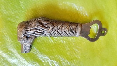 G608-Desfacator vechi Caine de vanatoare alama argintata stare buna, putina uzura in patina timpului. Lungime 16 cm, latime 7 cm, 160 grame foto