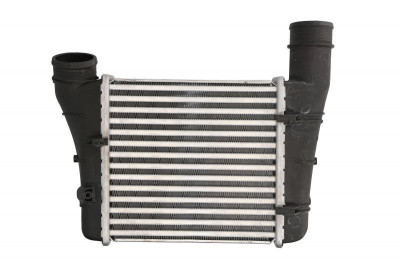 Radiator intercooler VW PASSAT Variant (3A5, 35I) (1988 - 1997) THERMOTEC DAA001TT foto