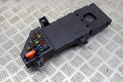 Panou de siguranțe SAAB 9-3 Cabrio YS3F 2005 OEM: 12805076,356967 13827332 foto