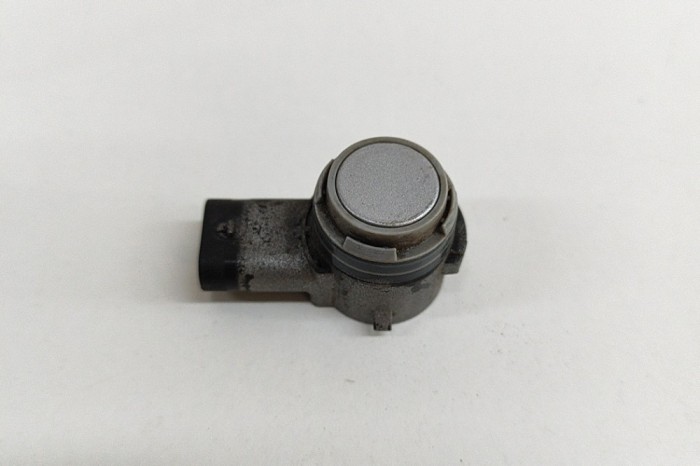 Senzor de parcare spate AUDI A4 Avant 8W5, B9 2016 OEM: 5Q0919275B 26367831