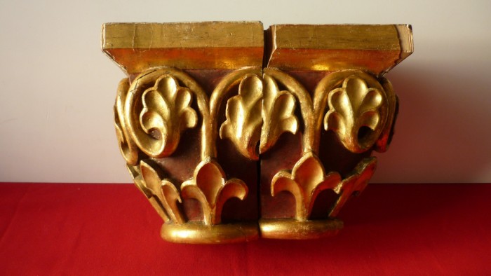 CONSOLA VECHE DE PERETE DIN LEMN AURIT