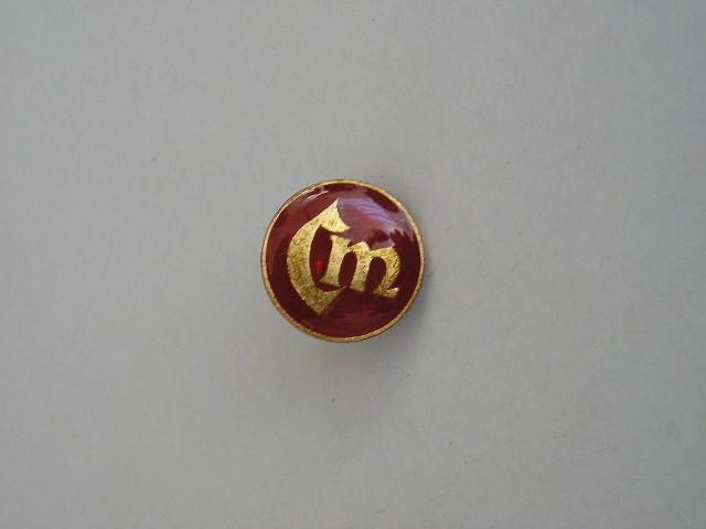 QW9 J 31 - Insigna - tematica comert - inscriptia CM