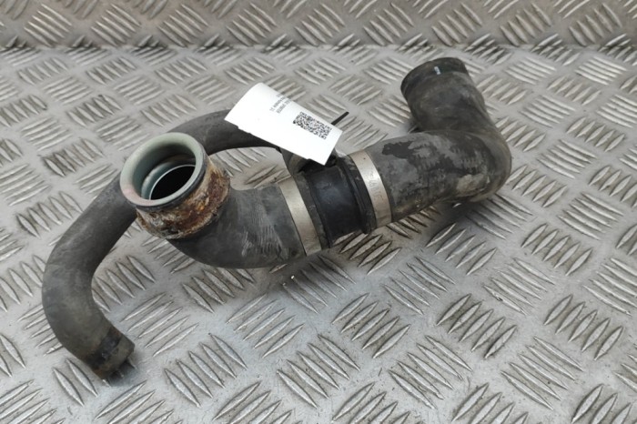 Furtun de lichid de răcire MERCEDES-BENZ SPRINTER 907/910 2020 OEM: A9065013682 30568828