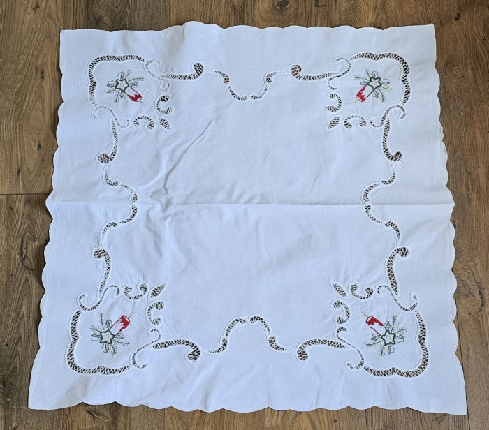 FATA DE MASA VINTAGE DIN BUMBAC CU MODEL DE CRĂCIUN