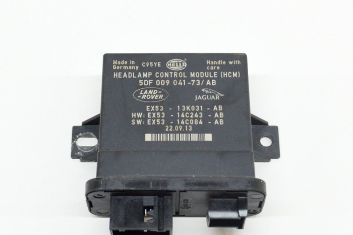 Modul de control far JAGUAR XK Coupe X150 2013 OEM: EX53-13K031-AB,EX53-14C243-AB,EX53-14C084-AB,5DF009041 14692011