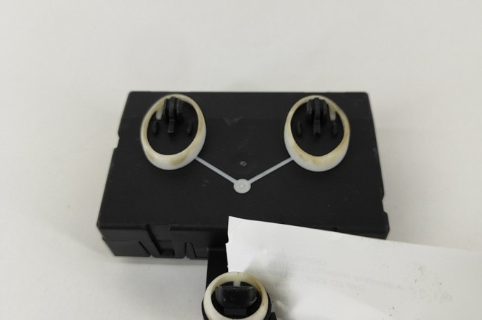 Modul de control ușă st&acirc;nga față AUDI Q5 8R 2015 OEM: 8K0959793S,8K0959793Q | 22292115