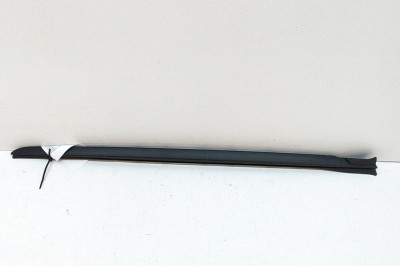 Ornament vertical parbriz st&amp;acirc;nga BMW 3 G20, G28 2018 OEM: 7427873 | 25422222 foto