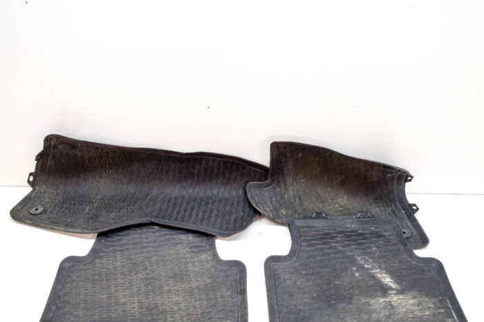 Set covorașe VW PASSAT B8 3G2 2015 OEM: 3G0061512,3G1061502 | 20423052
