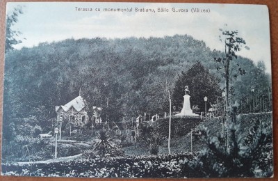 Carte postala, Baile Govora, terasa cu monumentul Bratianu, perioada interbelica foto