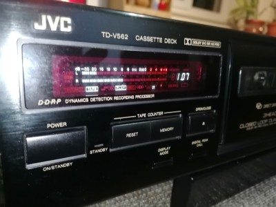 Deck jvc tdv 562 bk foto