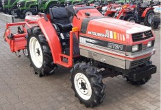Tractor japonez 21 CP, 4x4 ; model MITSUBISHI MT 21D foto