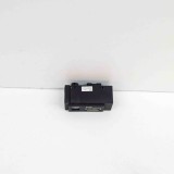 USB AUDI A3 Limousine 8VS, 8VM 2015 OEM: 8V0035736B | 20631129