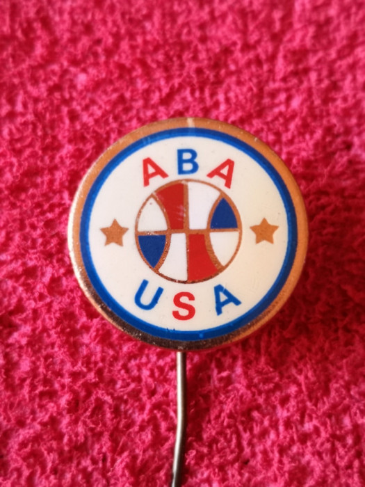 Insigna sport-baschet - Federatia de Baschet din SUA