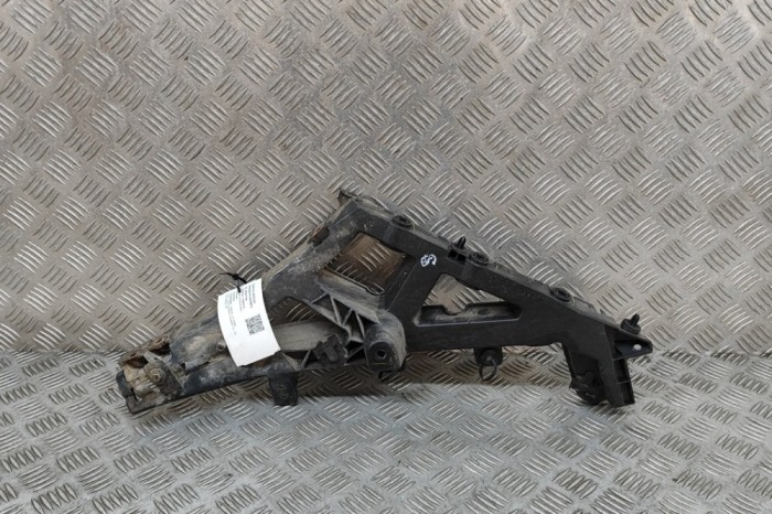 Suport bara de protecție dreapta spate JAGUAR XE X760 2015 OEM: GX73-17A881-AC 29437794